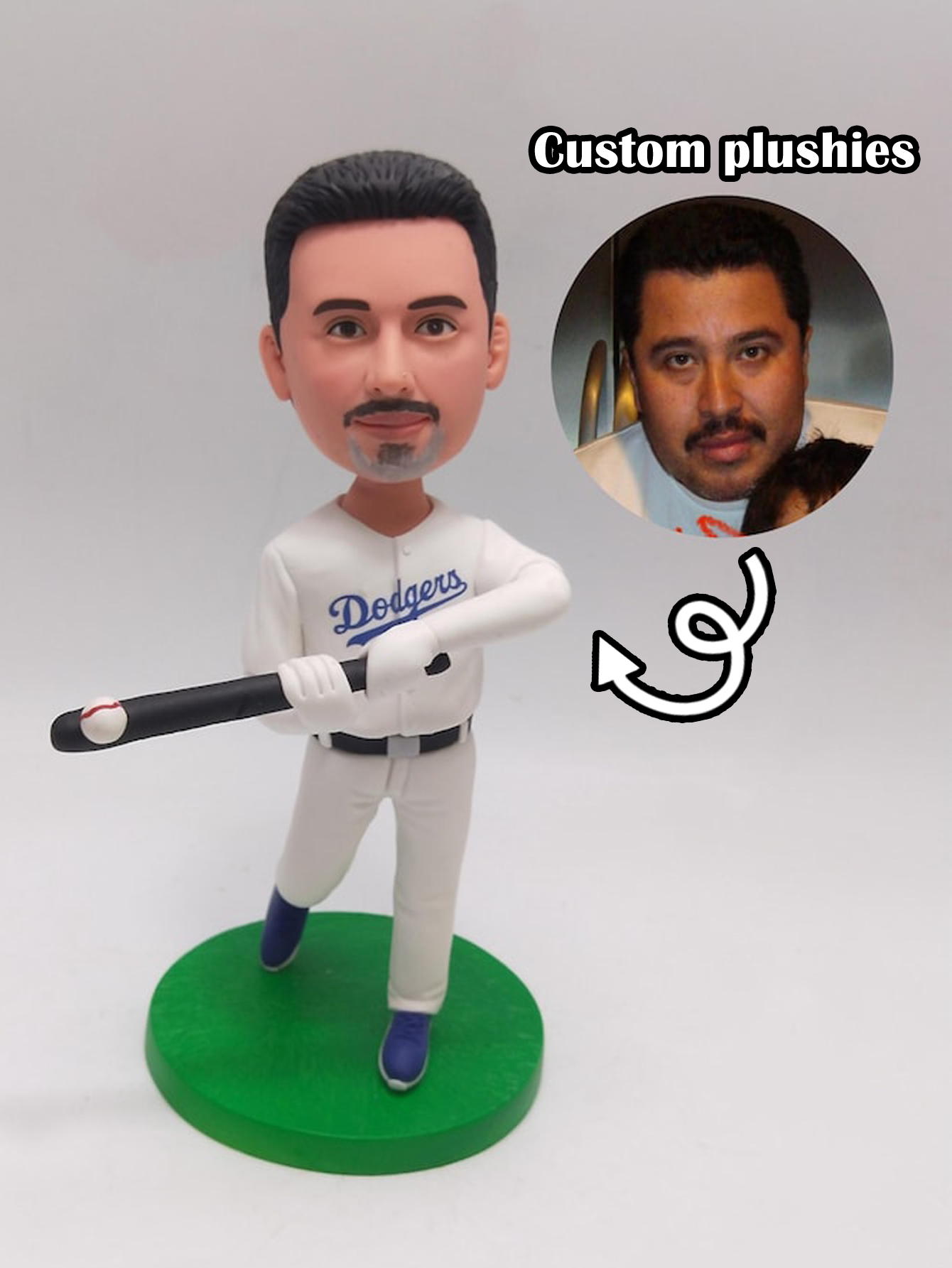 Custom Baseball Bobblehead: Personalized Player Figurine